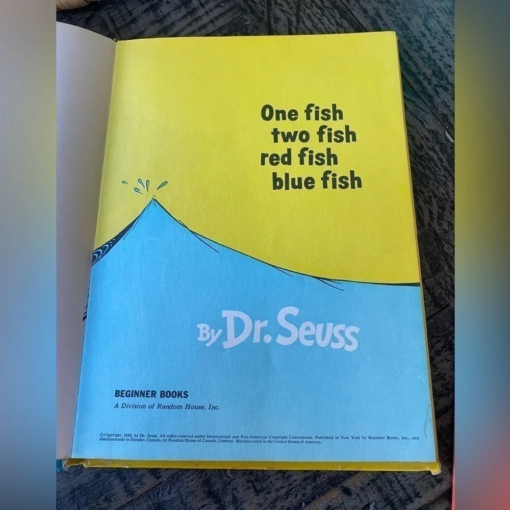Dr. Seuss One Fish Two Fish Red Fish Blue Beginner Books Edition